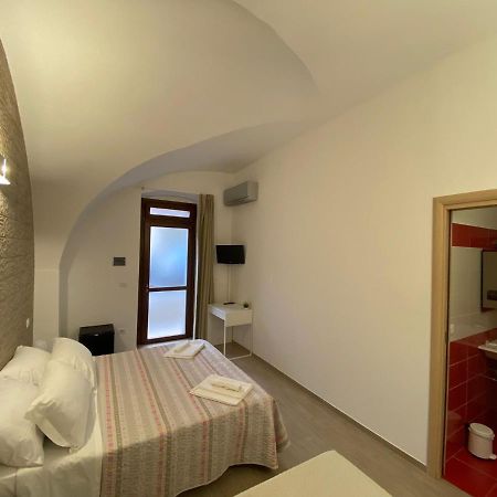 Le Stanze Di Alvaro Térmoli Exterior foto