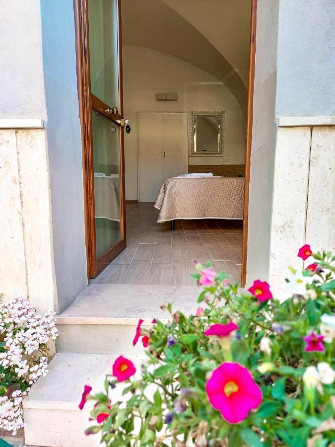 Le Stanze Di Alvaro Térmoli Exterior foto